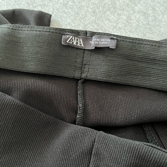 ZARA BLACK ZIPPERED LEGGINGS - Picture 12 of 13